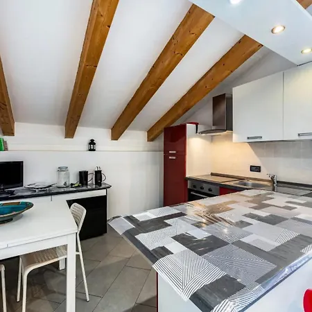 Apartment Ginevra *